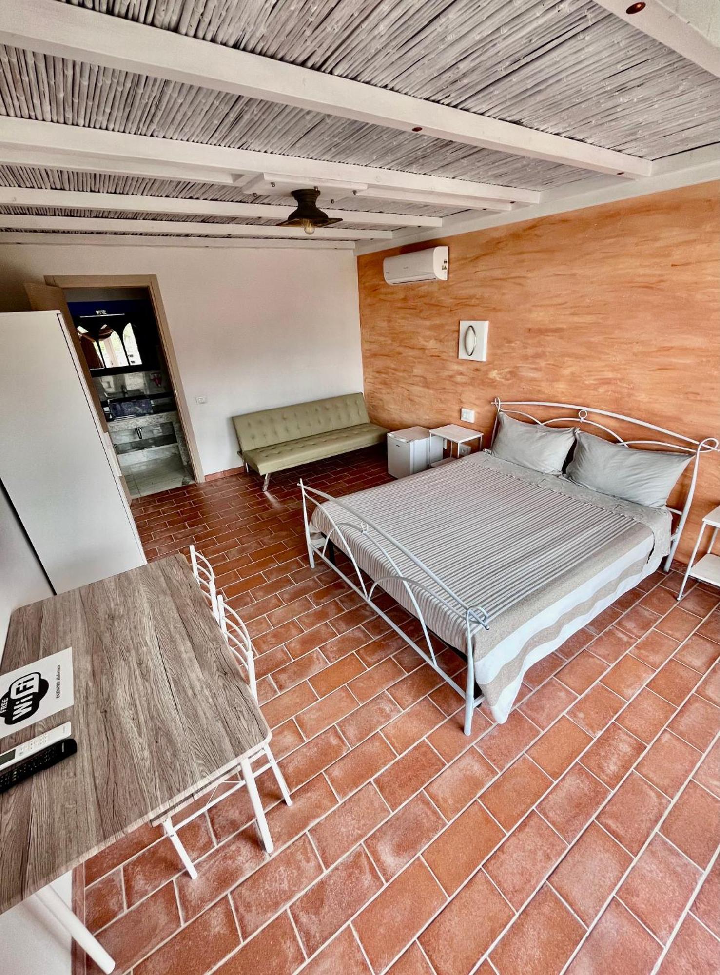 B&B Alla Fortezza サルツァーナ エクステリア 写真